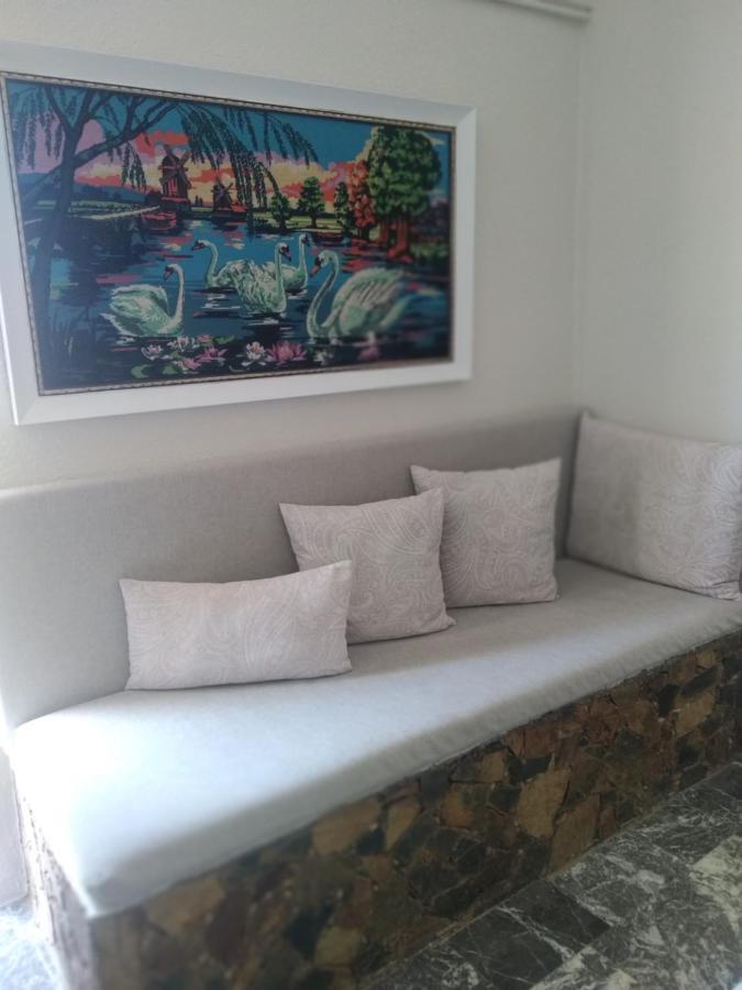 Seaside Home 罗希姆诺 外观 照片