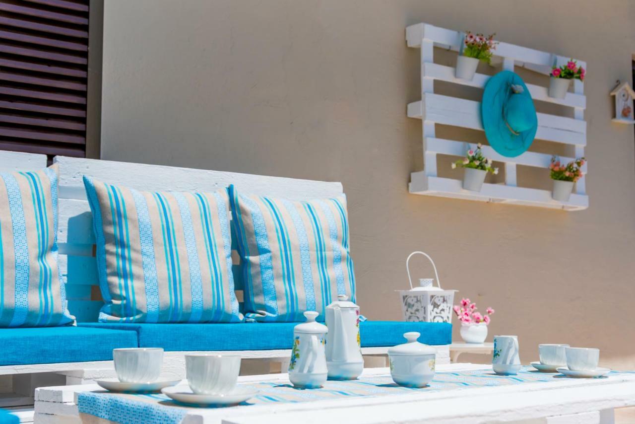 Seaside Home 罗希姆诺 外观 照片