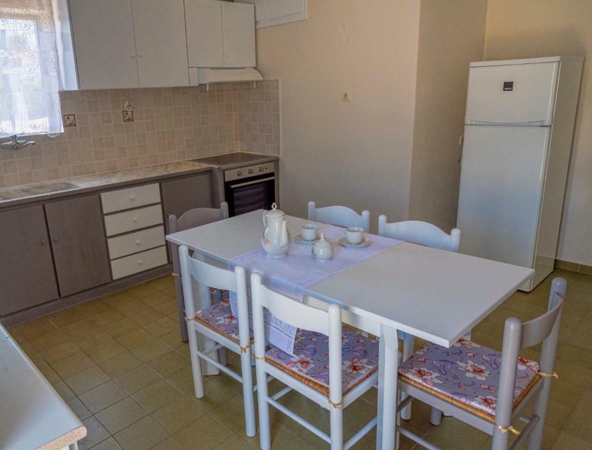 Seaside Home 罗希姆诺 外观 照片